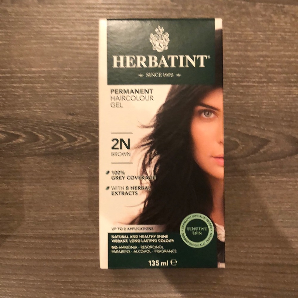 HERBATINT permanent hair colour 2N BROWN NIB!!!